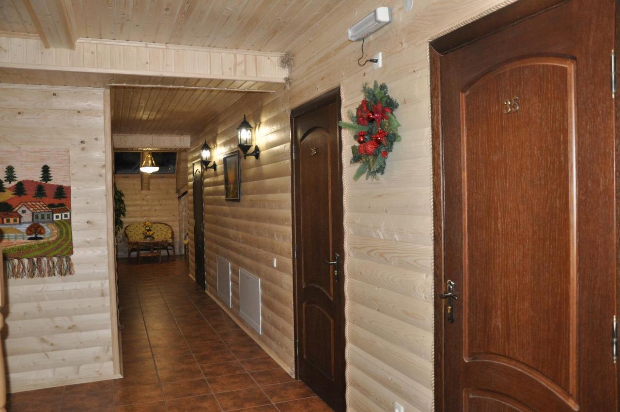 Karpatski Zori Hotel Bukovel Exterior photo