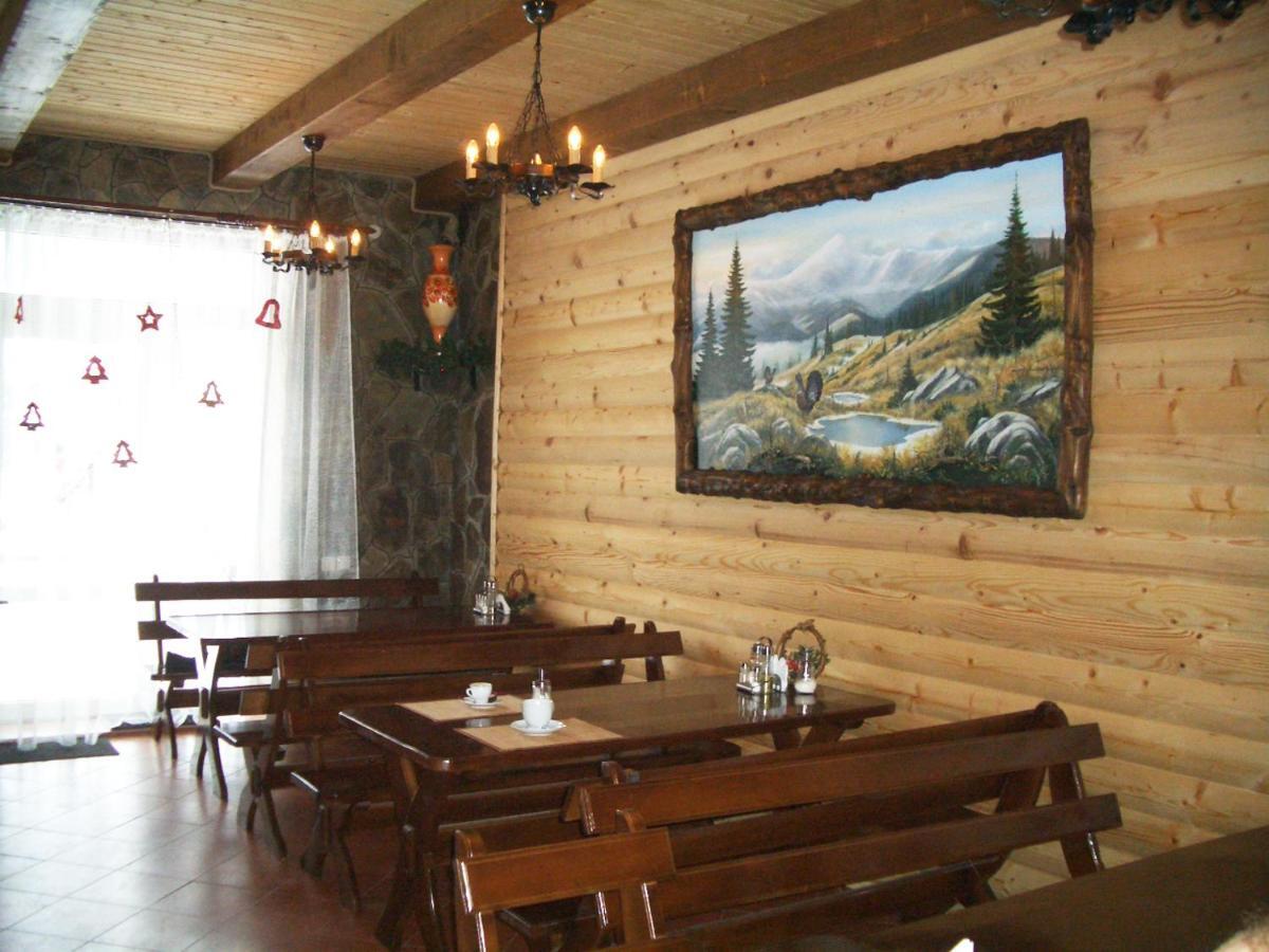 Karpatski Zori Hotel Bukovel Exterior photo